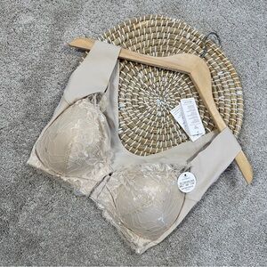 NWT Lucy Breeze Wire Free Lined Bra Lace Front Close Super Soft in Beige 36D
